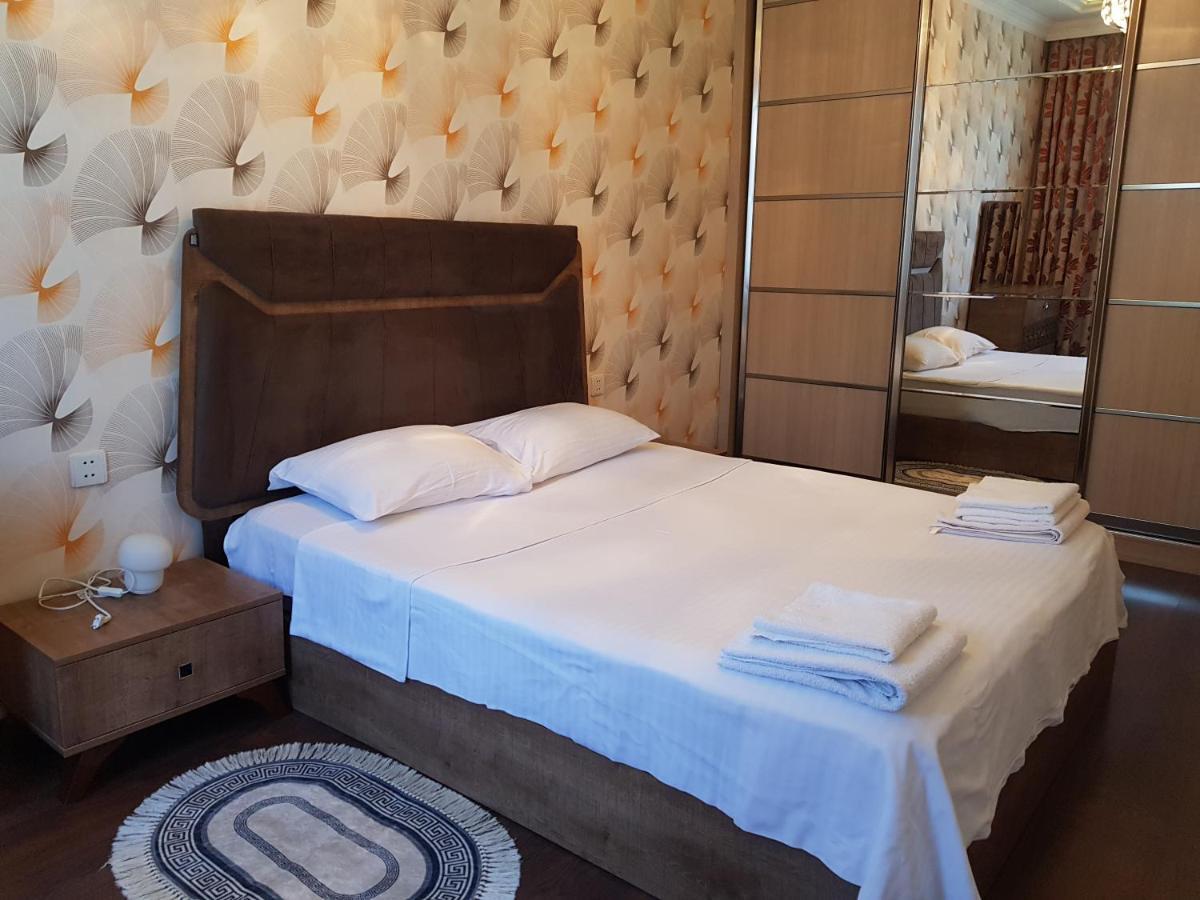 Central Baku Luxury Apartment On Nizami Street 外观 照片
