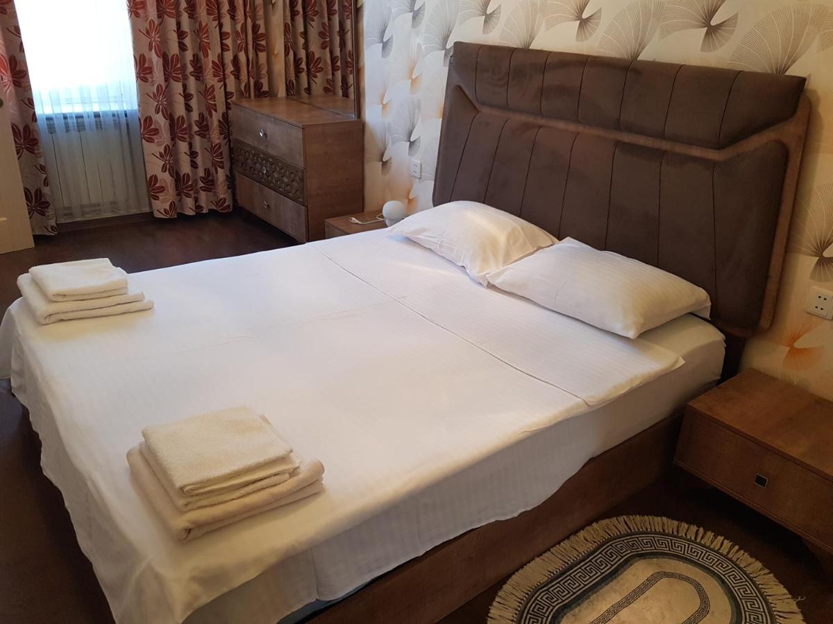 Central Baku Luxury Apartment On Nizami Street 外观 照片